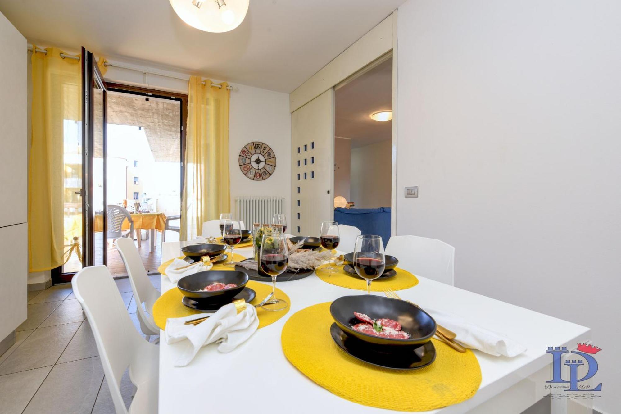 Desenzanoloft Official Partner Marriott Homes & Peschiera Fantasy Apartment's