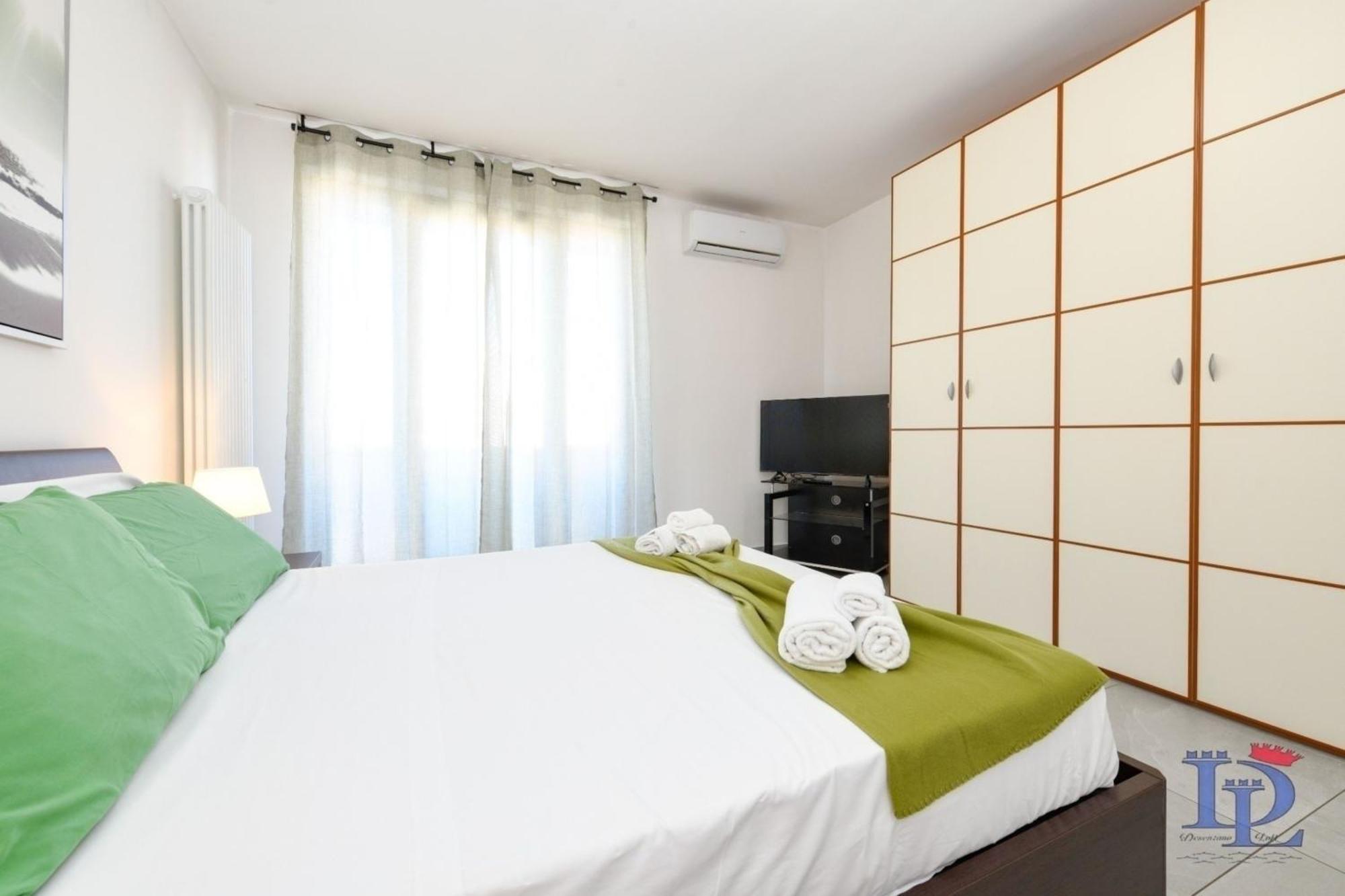 Desenzanoloft Official Partner Marriott Homes & Peschiera Fantasy Apartment's * Peschiera del Garda